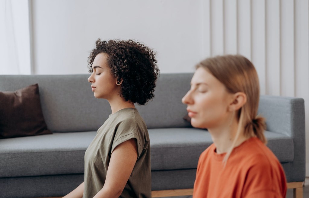 Practica de Mantra Yoga Meditación